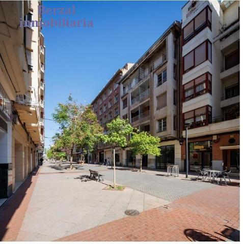 Edificio en venta en Logroño, Centro photo 0