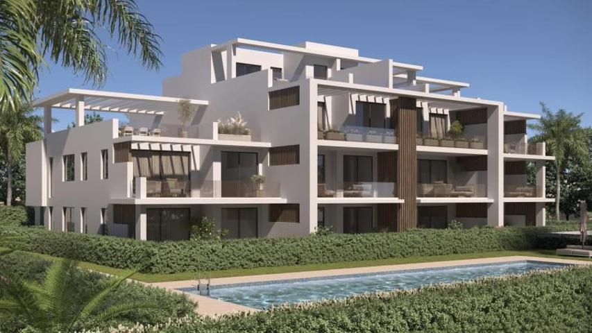 Apartamento en venta en Estepona, La Resina photo 0