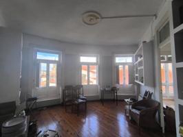 Edificio en venta en Santiago de Compostela, Casco Historico photo 0