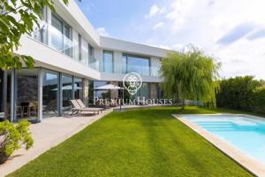 Casa en venta en Teià, Rials photo 0