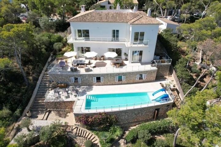 Chalet en venta en Calvia, Magaluf photo 0