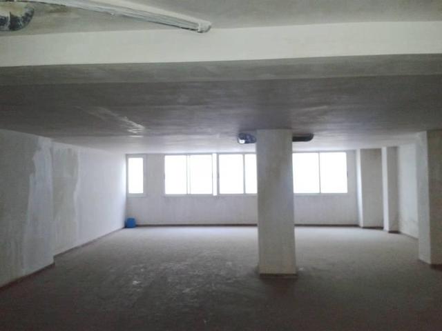 Local comercial en alquiler en Ontinyent, Almaig photo 0
