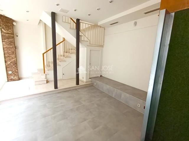 Local comercial en alquiler en Novelda, CENTRO photo 0