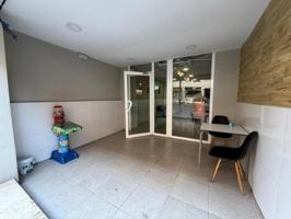 Local comercial en alquiler en Alicante, Altozano photo 0