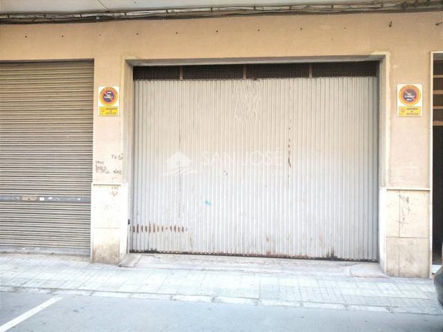 Local comercial en alquiler en Novelda, Maestro ramis photo 0