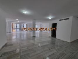 Oficina en alquiler en Denia photo 0
