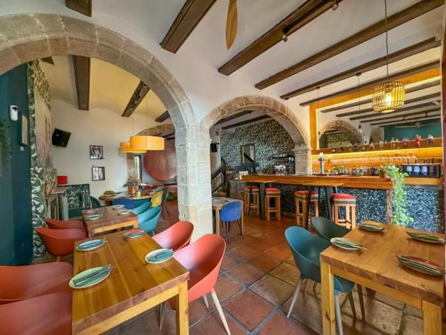 Local comercial en alquiler en Denia, DENIA photo 0