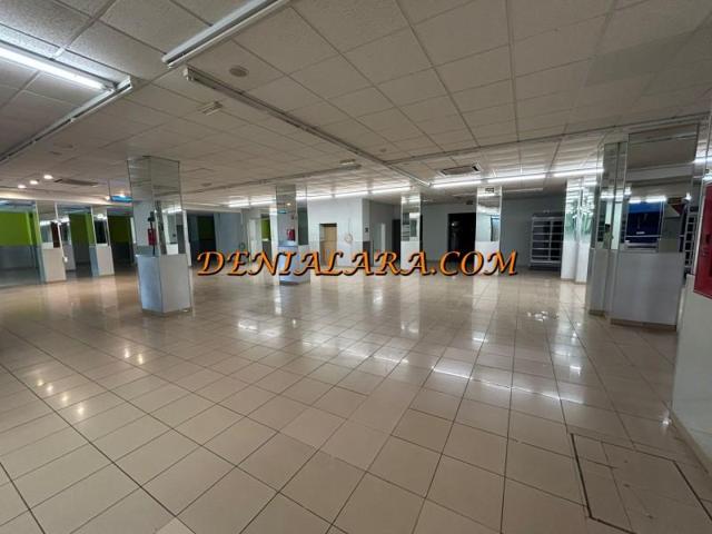 Local comercial en alquiler en Els Poblets photo 0