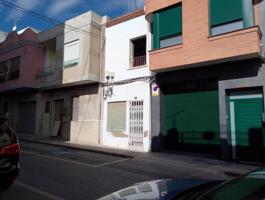 Casa en venta en La Vall d'Uixó, Guzman el bueno photo 0