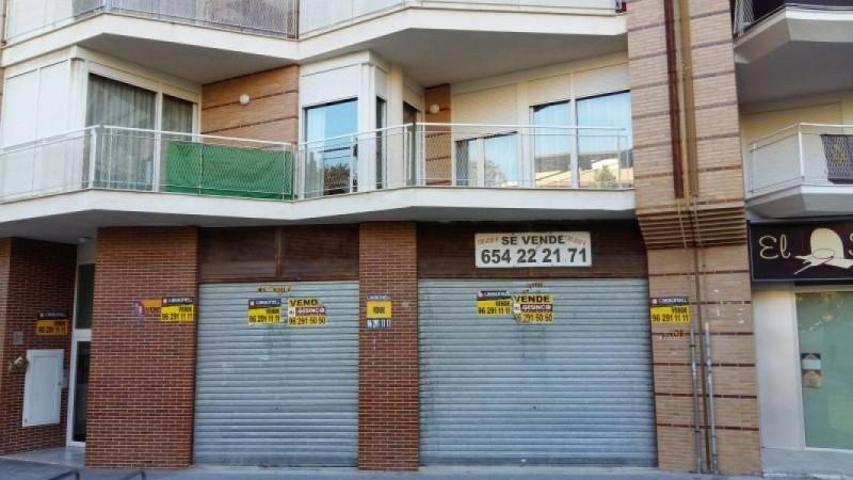 Local comercial en venta en Ontinyent, Almaig photo 0