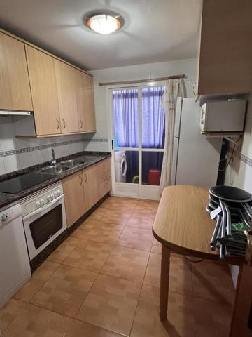 Piso en venta en Plasencia photo 0