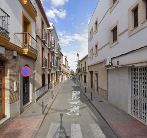 Adosada en venta en Lucena, Lucena photo 0