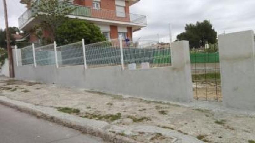 Parcela en venta en Segur de Calafell, Centro photo 0