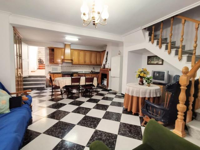 Casa en venta en Baena, Albendin photo 0