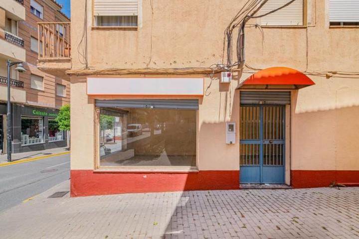Local comercial en venta en Dúrcal, Centro photo 0