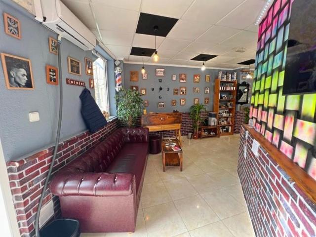 Local comercial en venta en Guardamar del Segura, CENTRO photo 0