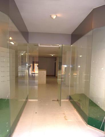 Local comercial en venta en Pobla, Centro photo 0