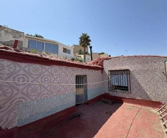 Casa en venta en Petrer, Comunidad valenciana photo 0