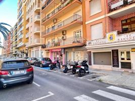 Local comercial en venta en Denia photo 0