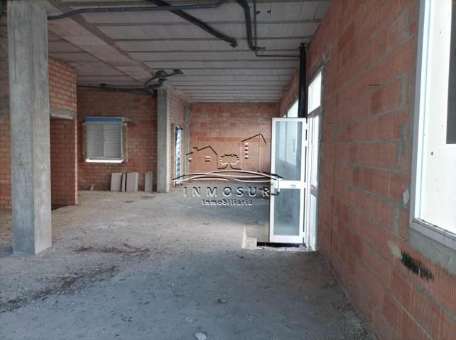 Local comercial en venta en Lucena, Lucena photo 0