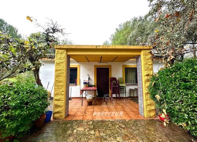 Casa con terreno en venta en Córdoba, Santa Mª de Trassierra photo 0