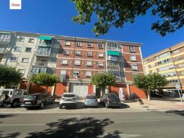 Piso en venta en Aranda de Duero, Santa Catalina photo 0