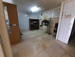 Local comercial en venta en Monovar-Monover, Calle mayor photo 0
