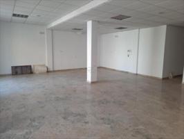 Local comercial en venta en Lucena, Lucena photo 0