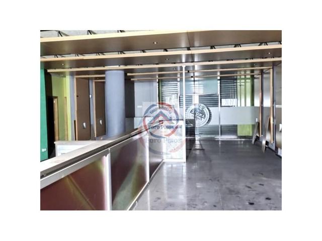 Local comercial en venta en La Vall d'Uixó photo 0