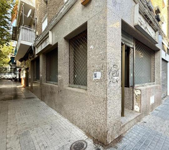 Local comercial en venta en Córdoba, Carlos III photo 0
