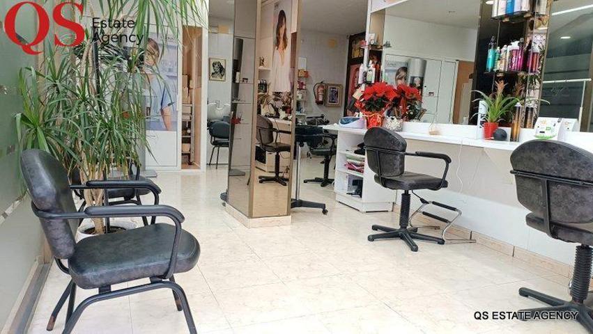 Local comercial en venta en Blanes, Centro photo 0