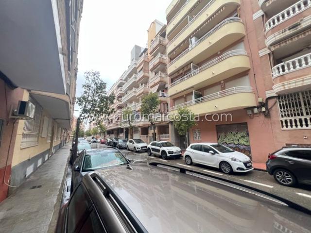 Apartamento en venta en Torrevieja photo 0