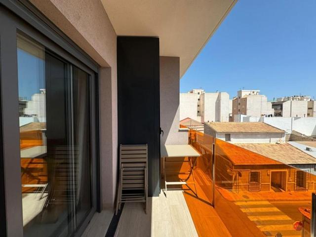 Apartamento en venta en Torrevieja, Torrevieja photo 0