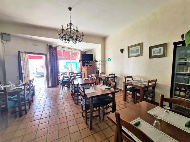 Local comercial en venta en San Roque, Guadiaro photo 0