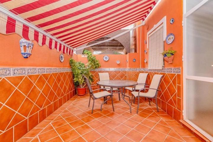 Chalet en venta en Zubia, Calle Santa Clara, 18140 photo 0