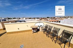 Aticos en venta en Torrevieja, Playa de los Locos photo 0