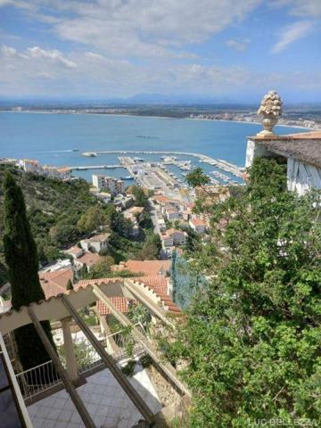 Terreno en venta en Roses, Puig Rom photo 0