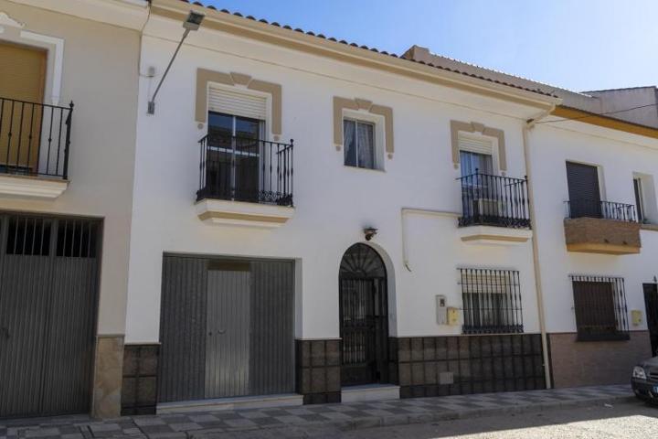 Adosada en venta en Villanueva del Trabuco, South of spain photo 0