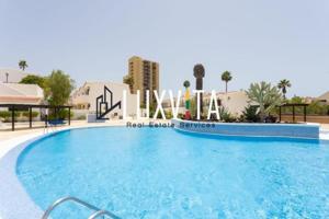 Piso en venta en Arona photo 0