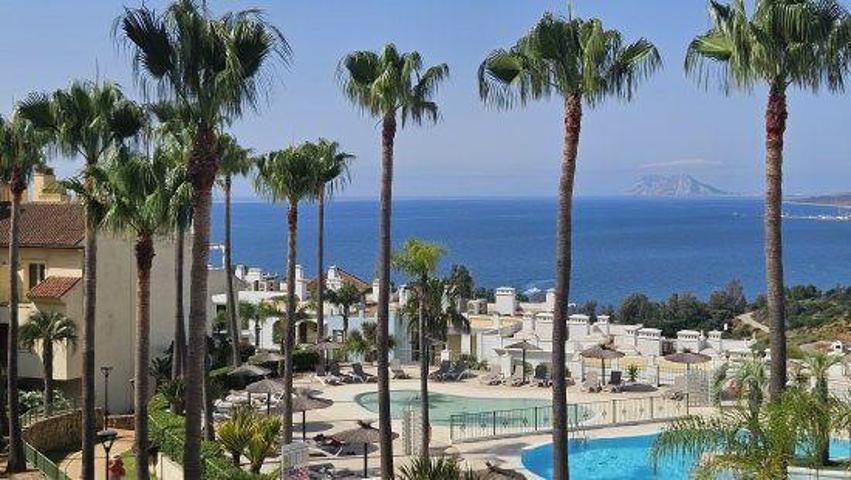 Apartamento en venta en Manilva, Manilva Bahia de las Rocas photo 0