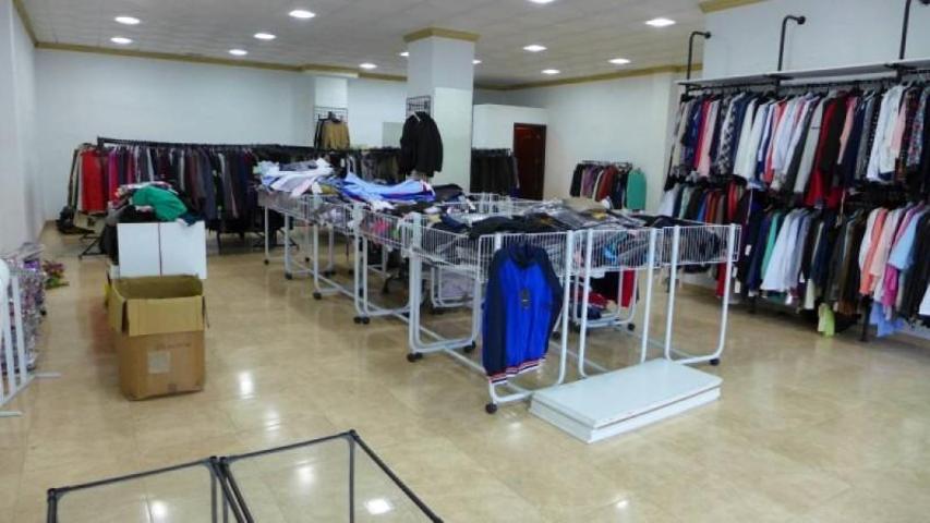 Local comercial en alquiler en Baena, Zona Peones Camineros photo 0