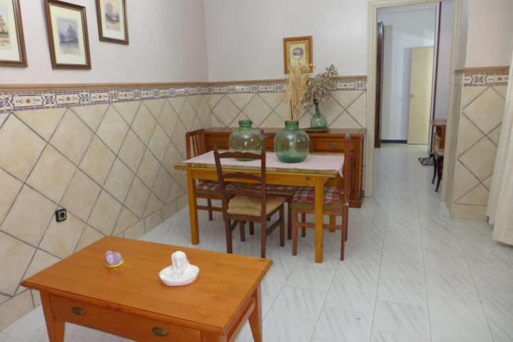 Piso en alquiler en Baena, Centro-Ensanche photo 0