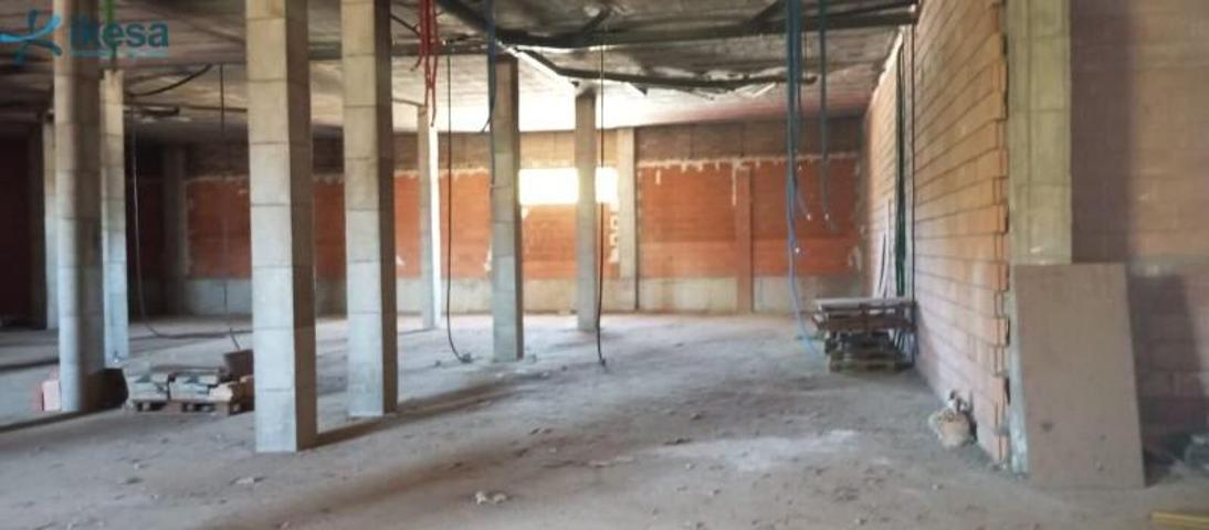 Local comercial en venta en Monesterio, Casco urbano photo 0