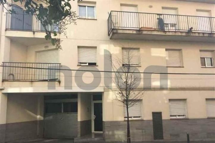 Local comercial en venta en L'Escala, Alt Empordà photo 0