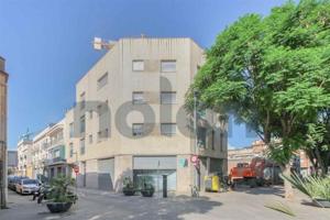 Local comercial en venta en Viladecans, Baix Llobregat Sud photo 0