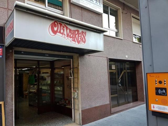 Local comercial en venta en Gandia, Centro photo 0