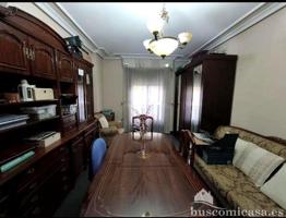 Piso en venta en Linares, Avenida Andrés Segovia, 23700 photo 0