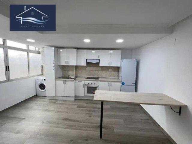 Piso en venta en Alicante, Los angeles photo 0