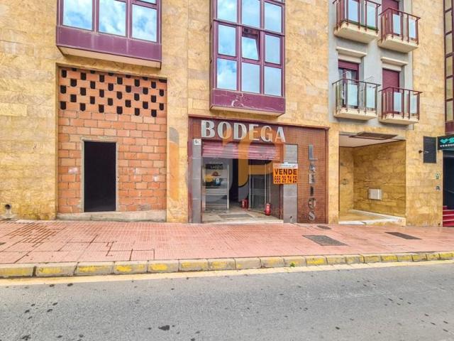 Local comercial en venta en Huércal-Overa, Huércal-Overa photo 0