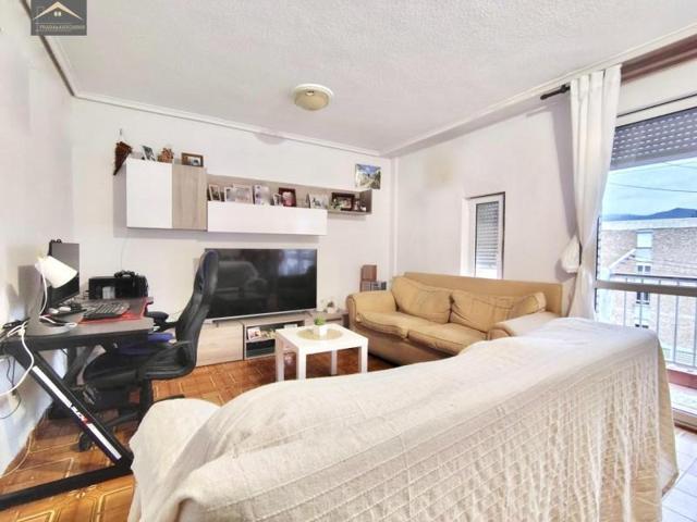 Piso en venta en Torrelavega, Centro photo 0